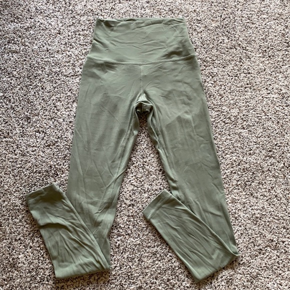 lululemon athletica Pants - Lululemon Aligns Size 2
